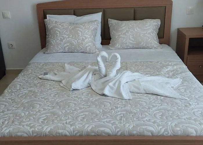 شقة George & Chrysi