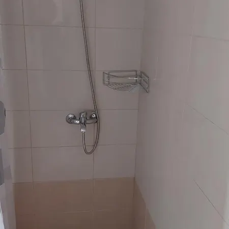 George & Chrysi Apartament Kremastí